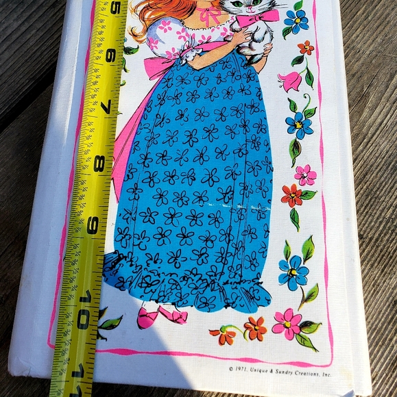 Vintage 1970s photo album•Trifold album•1971 - Picture 3 of 9